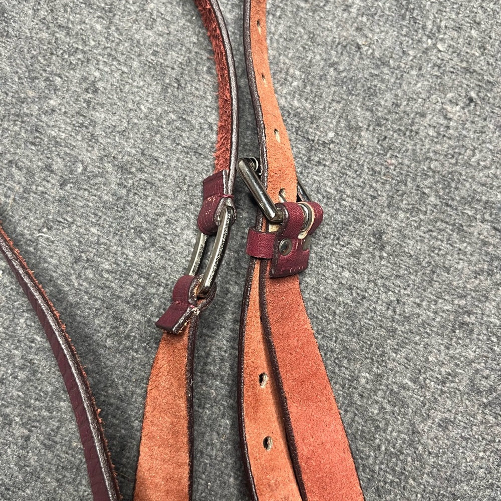 Elegant Burgundy Genuine Leather Belt - Picture 4 of 7